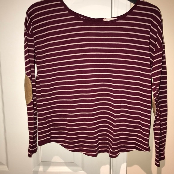 Medium Blu pepper boutique top - Picture 2 of 5